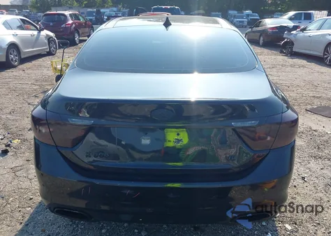 2015 Kia K900 Luxury z USA, uszkodzony, nr VIN KNALW4D48F6017549